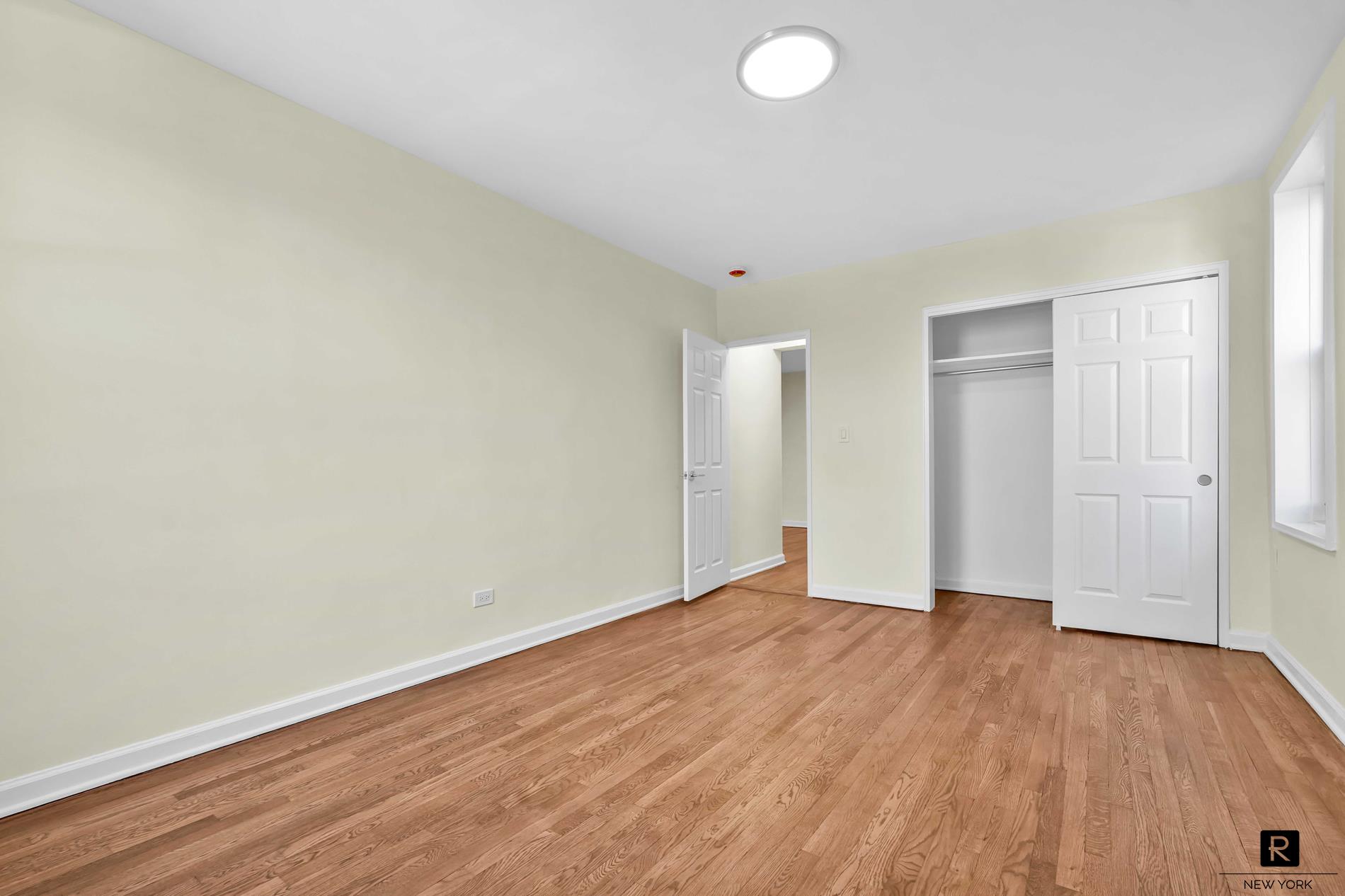 #15 photo, 10 E 43rd Street, ব্রুকলিন East Flatbush , NY 11203