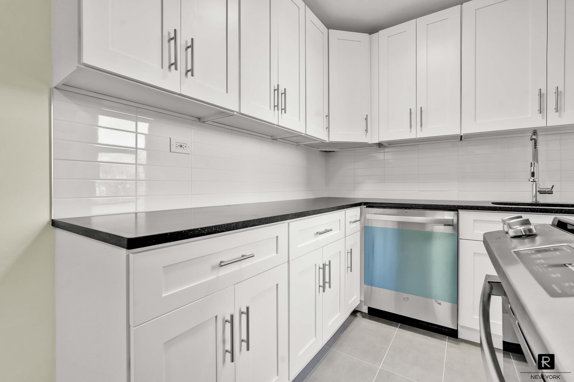 #6 photo, 10 E 43rd Street, ব্রুকলিন East Flatbush , NY 11203