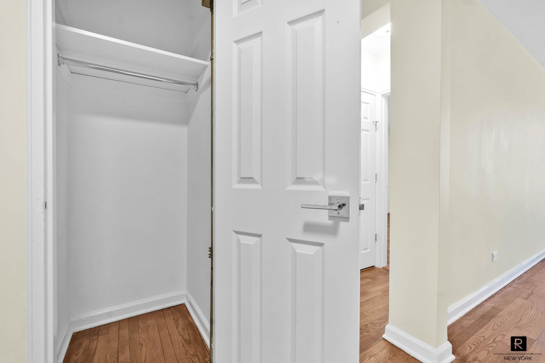 #9 photo, 10 E 43rd Street, ব্রুকলিন East Flatbush , NY 11203