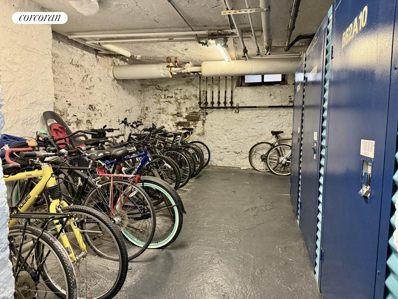 #17 photo, 860 W 181ST Street, ম্যানহাটন Hudson Heights , NY 10033