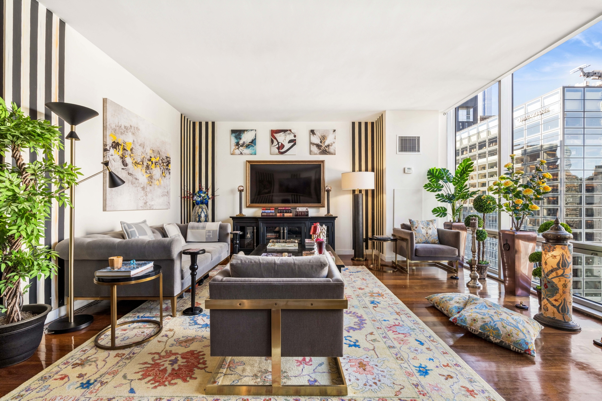 #4 photo, 641 5TH Avenue, मैनहटन Midtown East , NY 10022