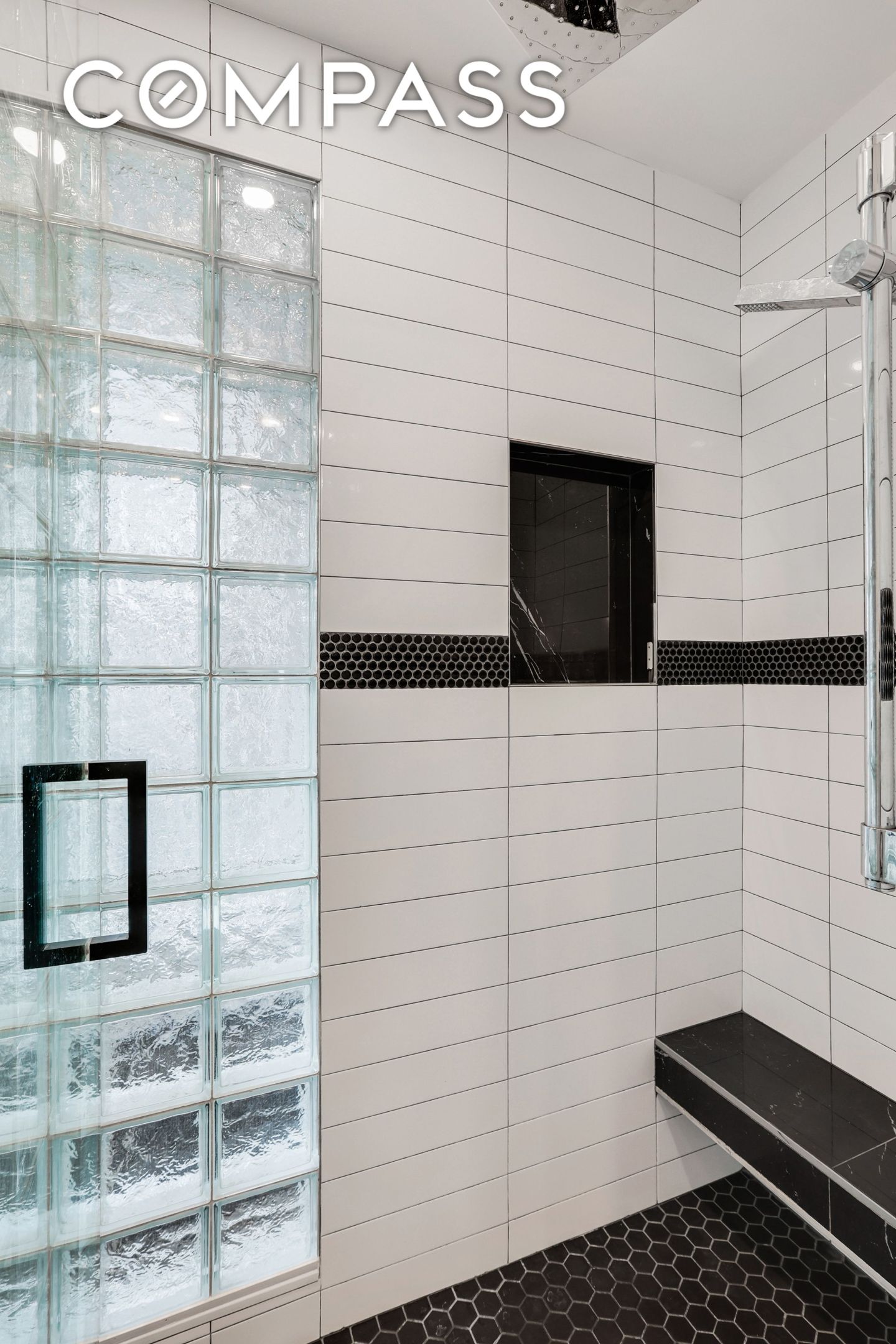 #12 photo, New York City, Манхэттен ‖ East Village , NY 10009