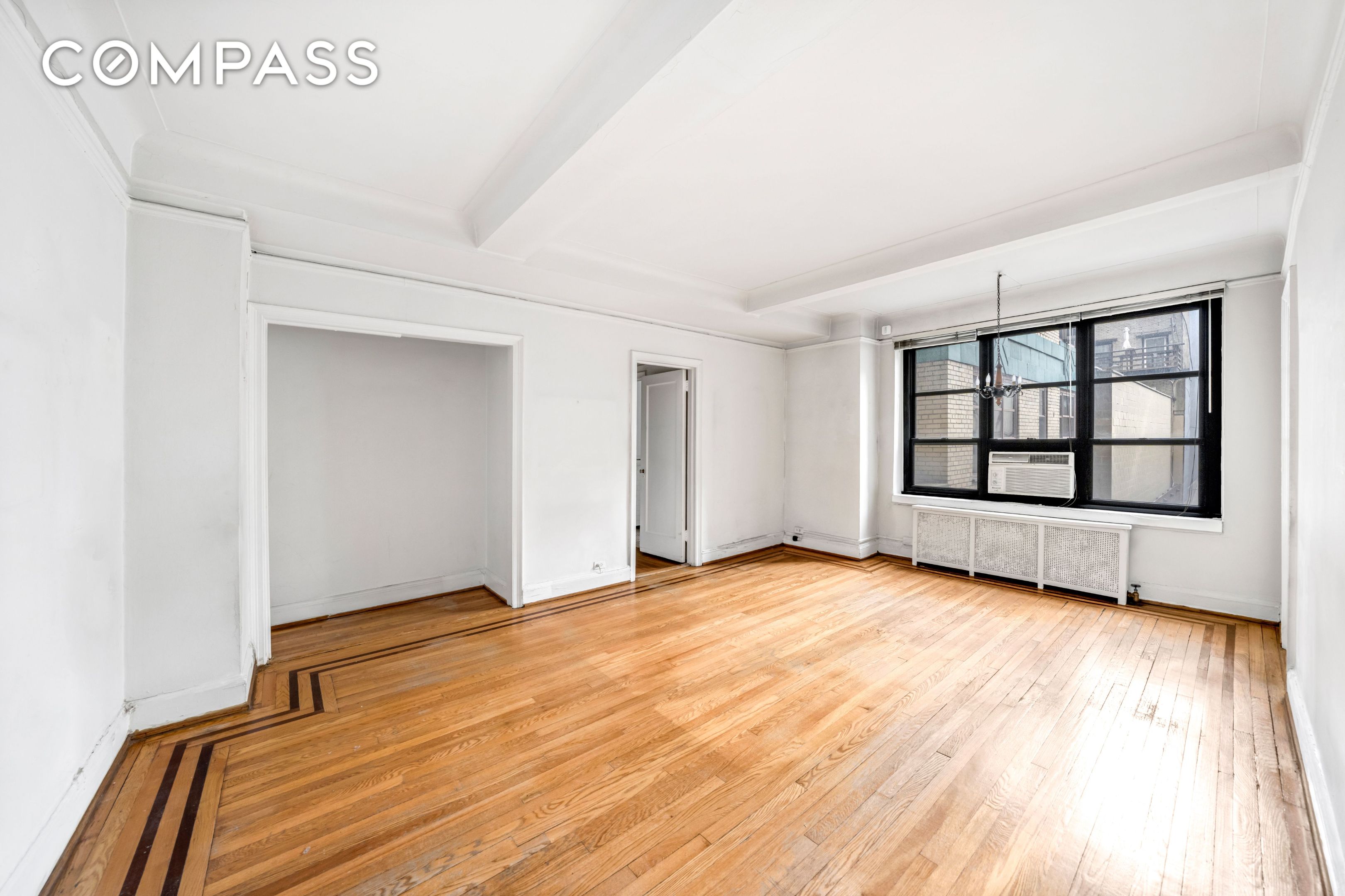 #4 photo, 235 E 22nd Street, 맨해튼 Gramercy Park , NY 10010