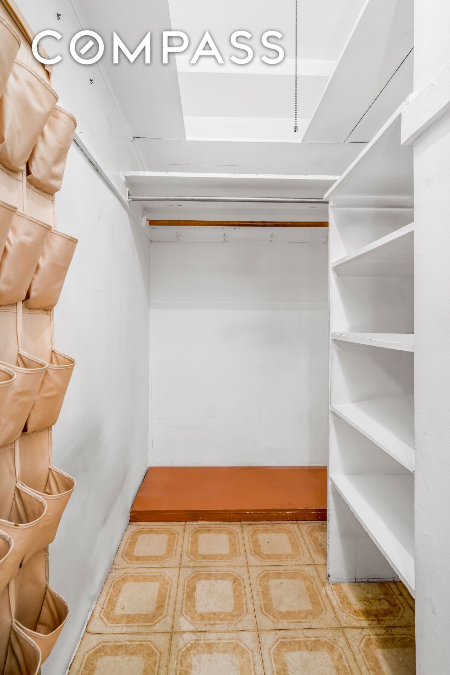 #7 photo, 235 E 22nd Street, 맨해튼 Gramercy Park , NY 10010