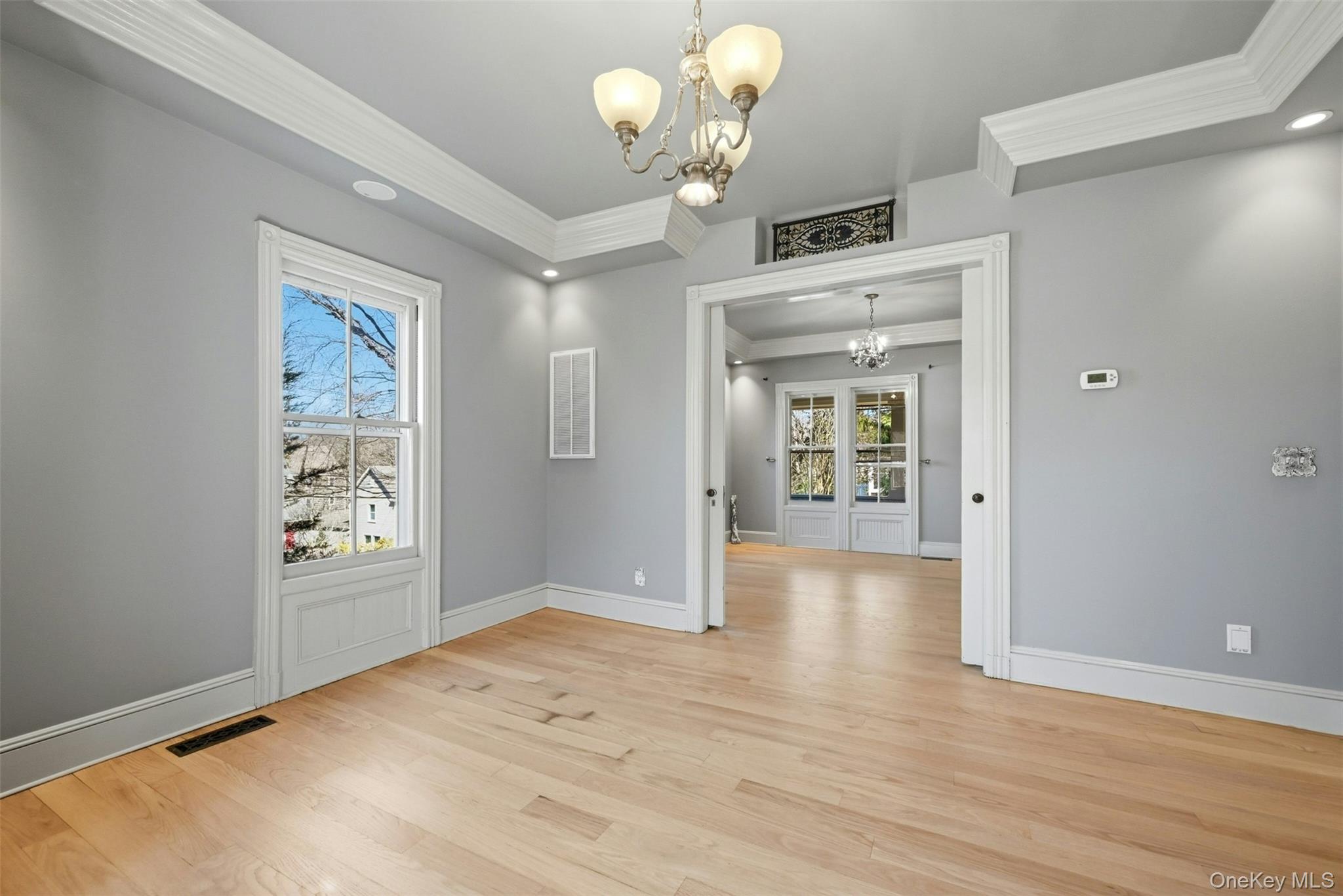 #10 photo, 117 Liberty Avenue, מחוז סאפוק Port Jefferson , NY 11777