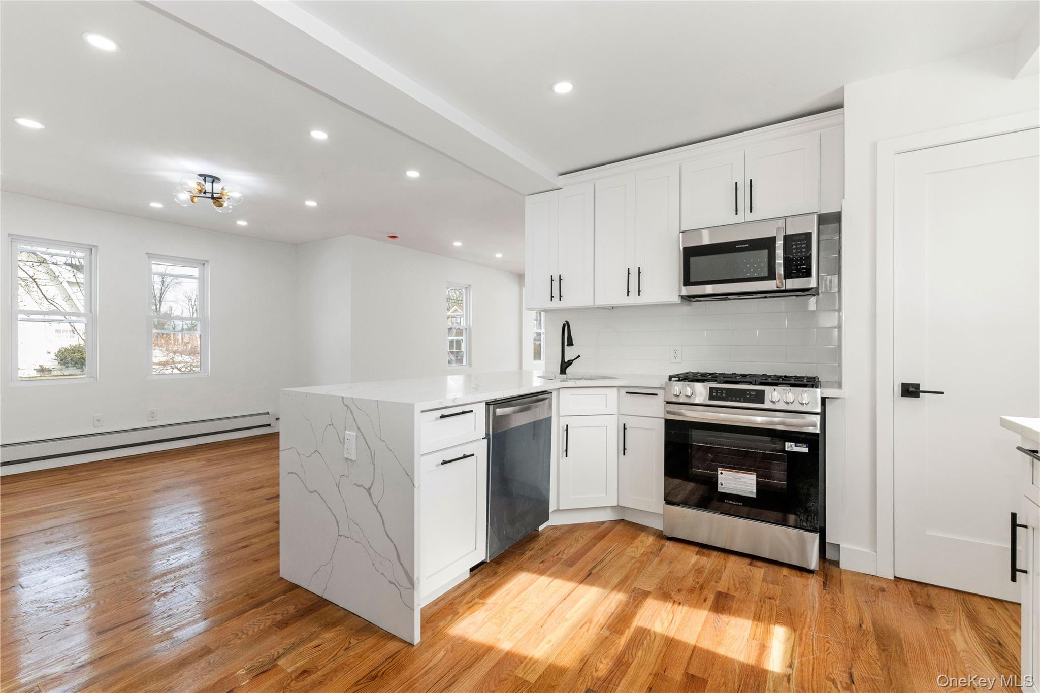 #13 photo, 67 Ellison Avenue, নাসাউ কাউন্টি Freeport , NY 11520