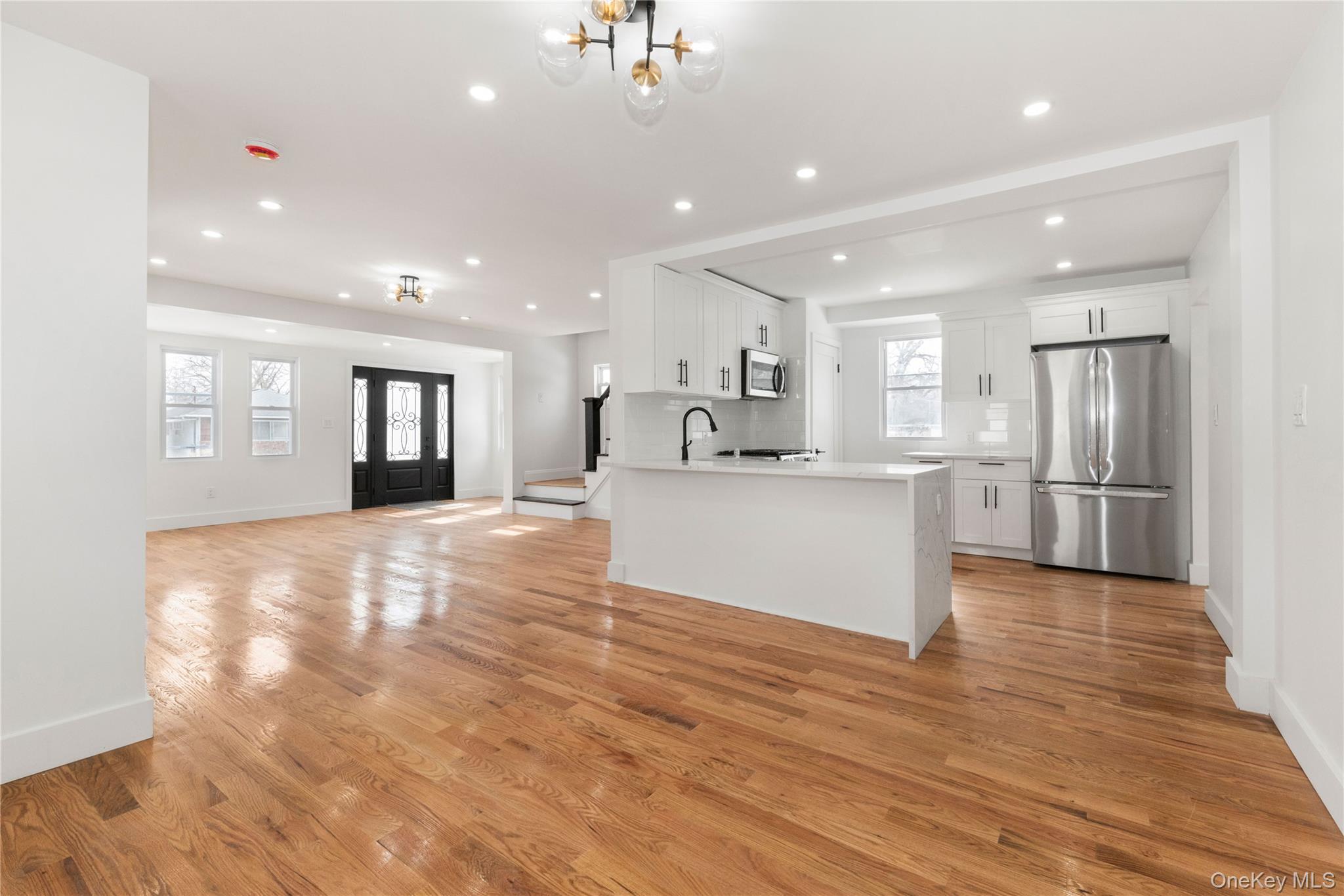 #9 photo, 67 Ellison Avenue, নাসাউ কাউন্টি Freeport , NY 11520