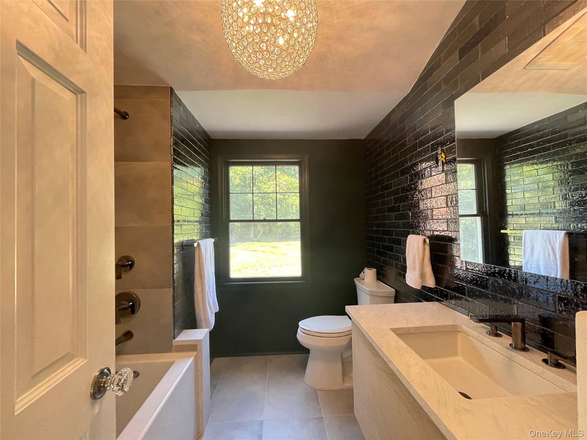 #11 photo, 6 Beech Hill Road, सफ़ोक काउंटी Lloyd Harbor , NY 11743