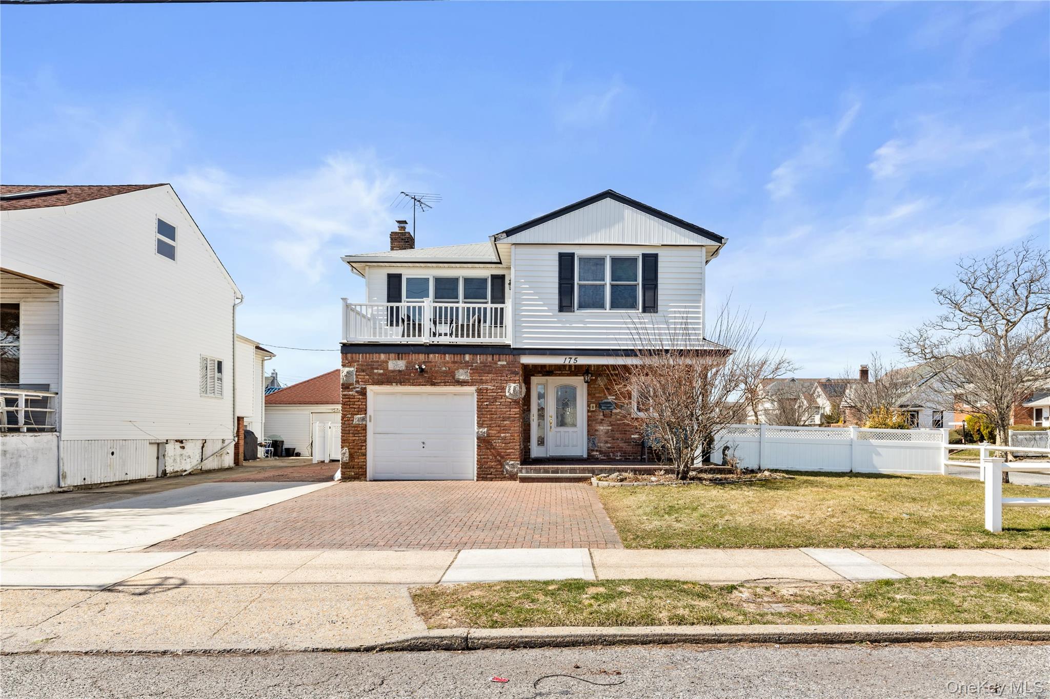 #1 photo, 175 Roosevelt Boulevard, Long Beach , NY 11561