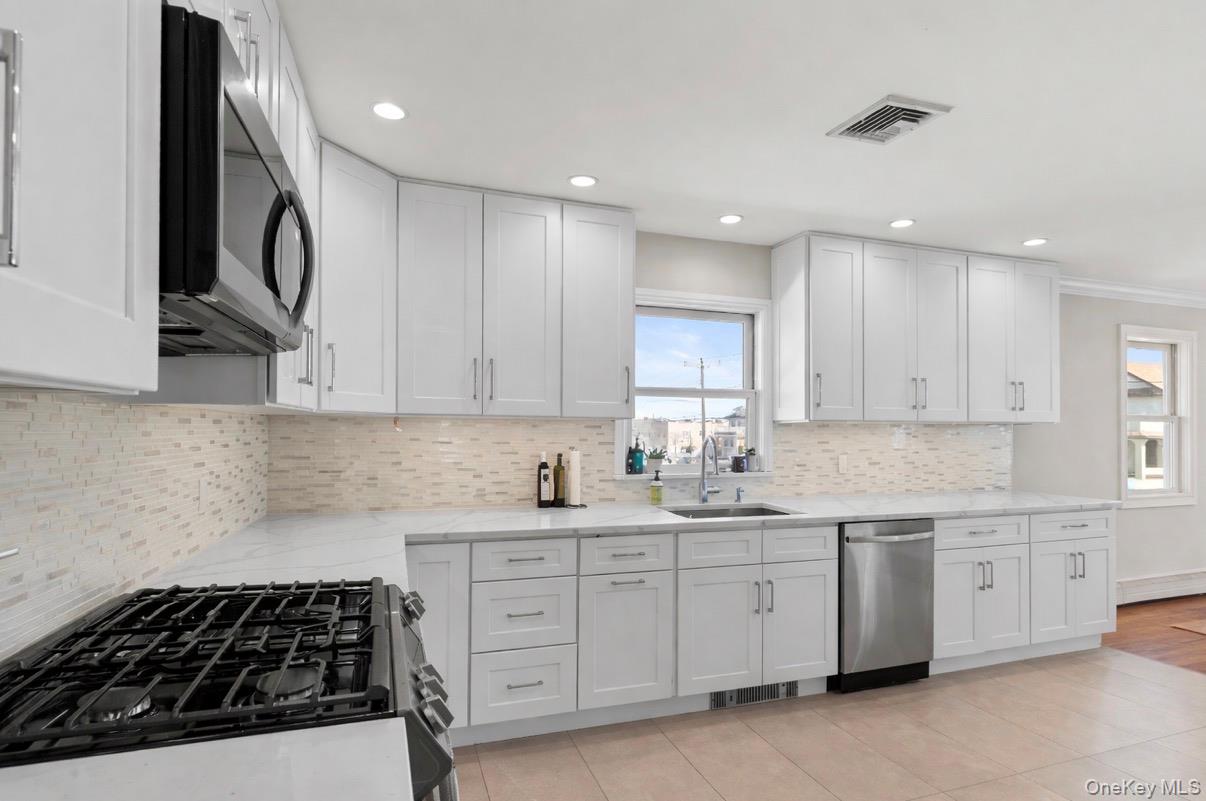 #11 photo, 175 Roosevelt Boulevard, Long Beach , NY 11561