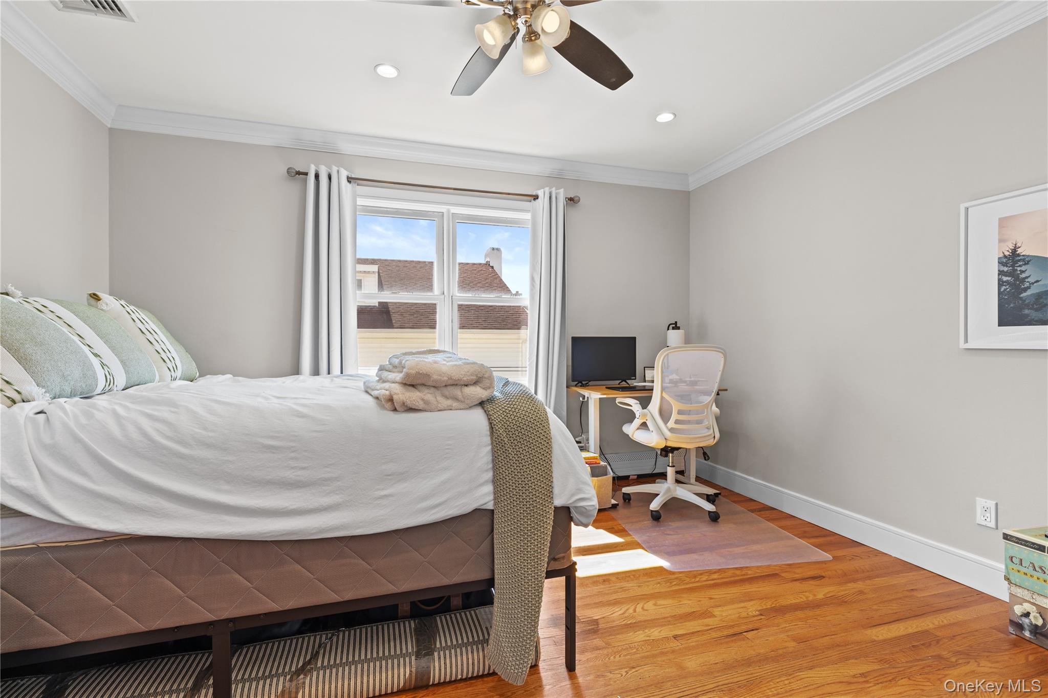 #15 photo, 175 Roosevelt Boulevard, Long Beach , NY 11561