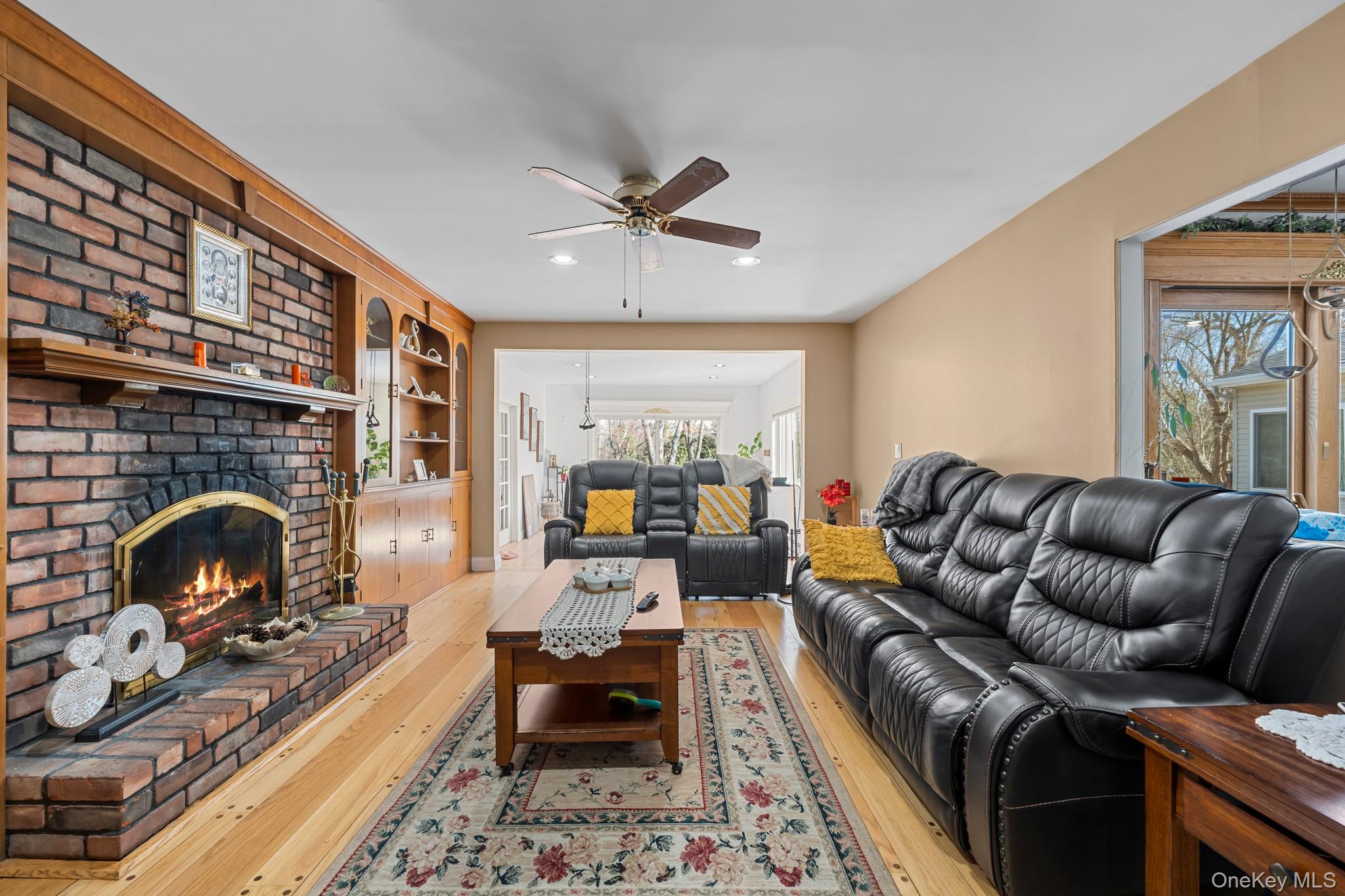 #14 photo, 19 Austin Lane, 롱 아일랜드 Elwood , NY 11743