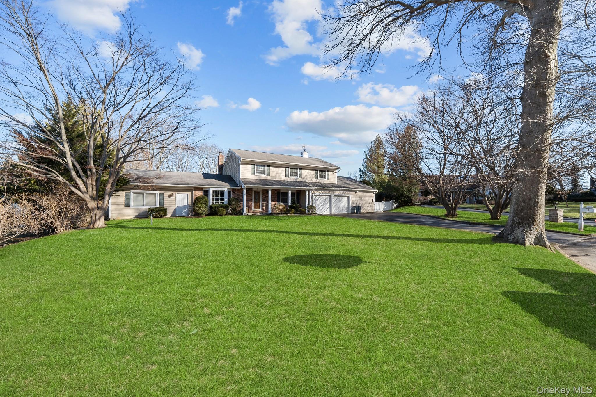 #2 photo, 19 Austin Lane, 롱 아일랜드 Elwood , NY 11743