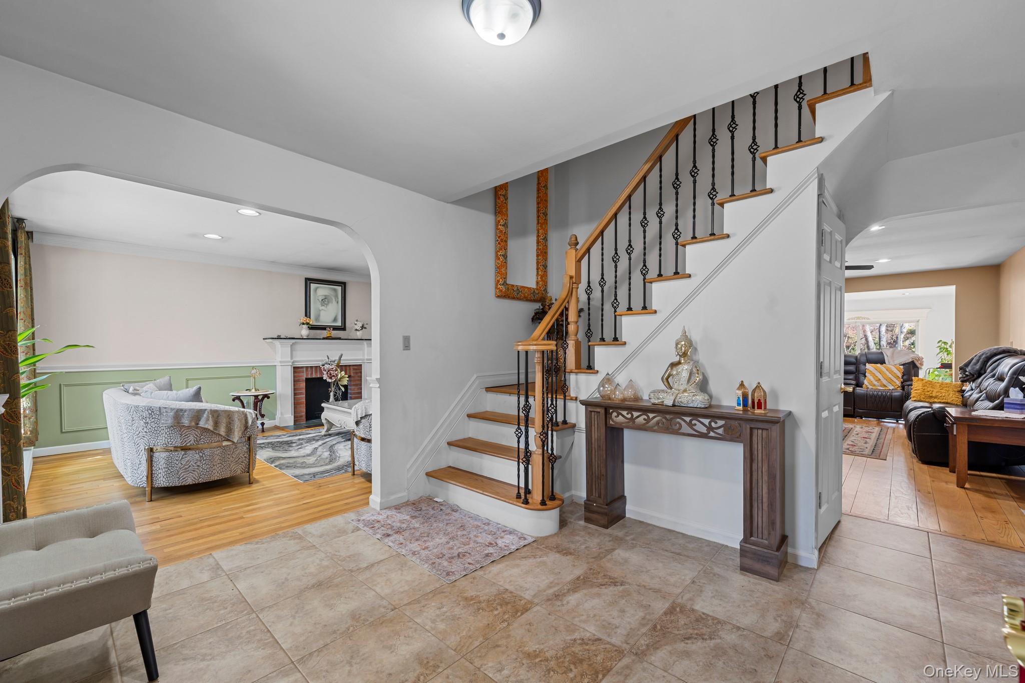 #4 photo, 19 Austin Lane, 롱 아일랜드 Elwood , NY 11743