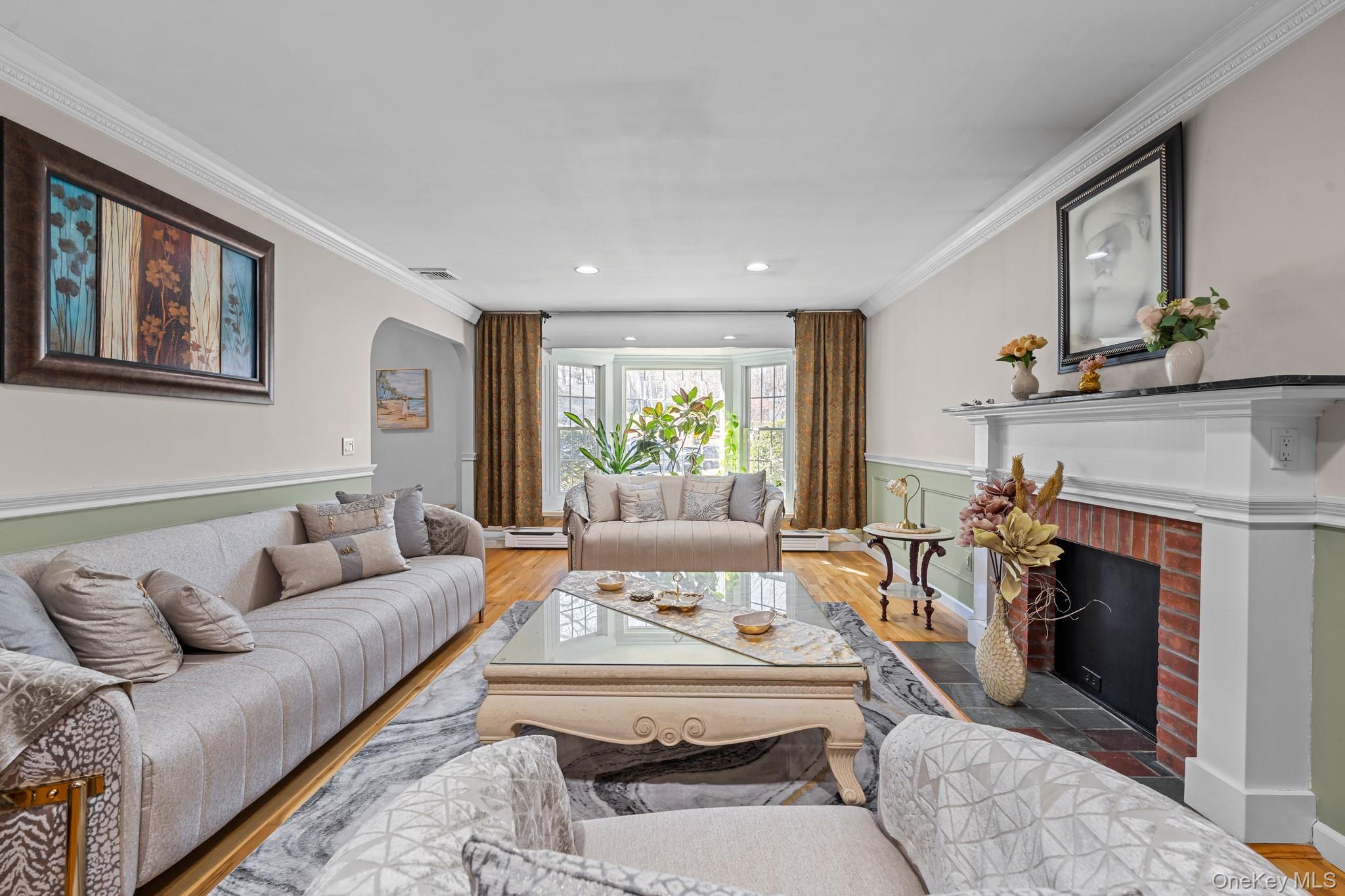 #6 photo, 19 Austin Lane, 롱 아일랜드 Elwood , NY 11743