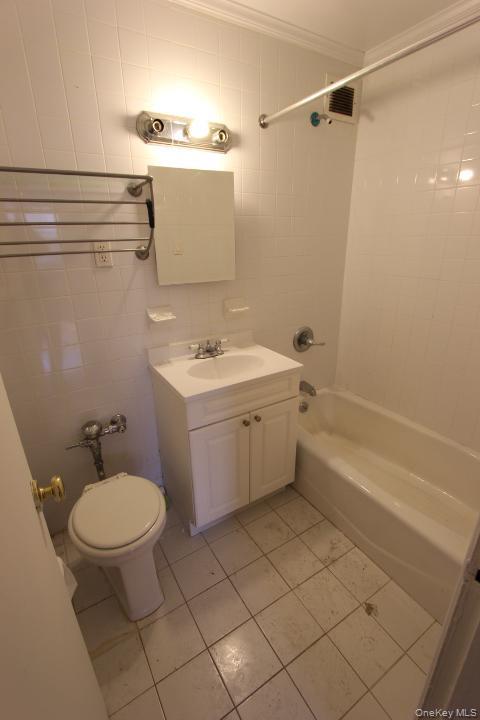 #4 photo, 144-87 41st Avenue, কুইন্‌স Flushing , NY 11355