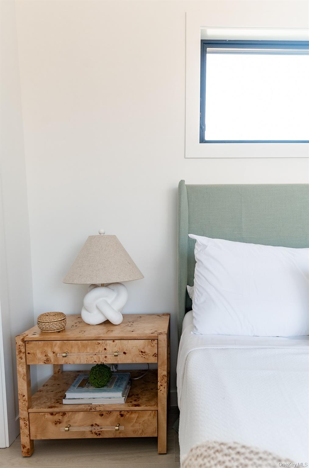 #14 photo, 319 Wilmot Road, সাফোক কাউন্টি Ocean Beach , NY 11770