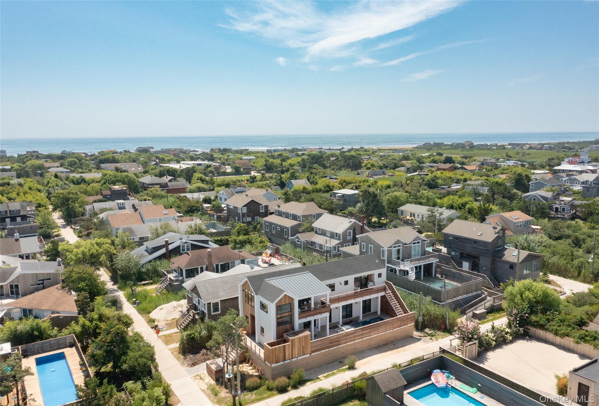 #2 photo, 319 Wilmot Road, সাফোক কাউন্টি Ocean Beach , NY 11770