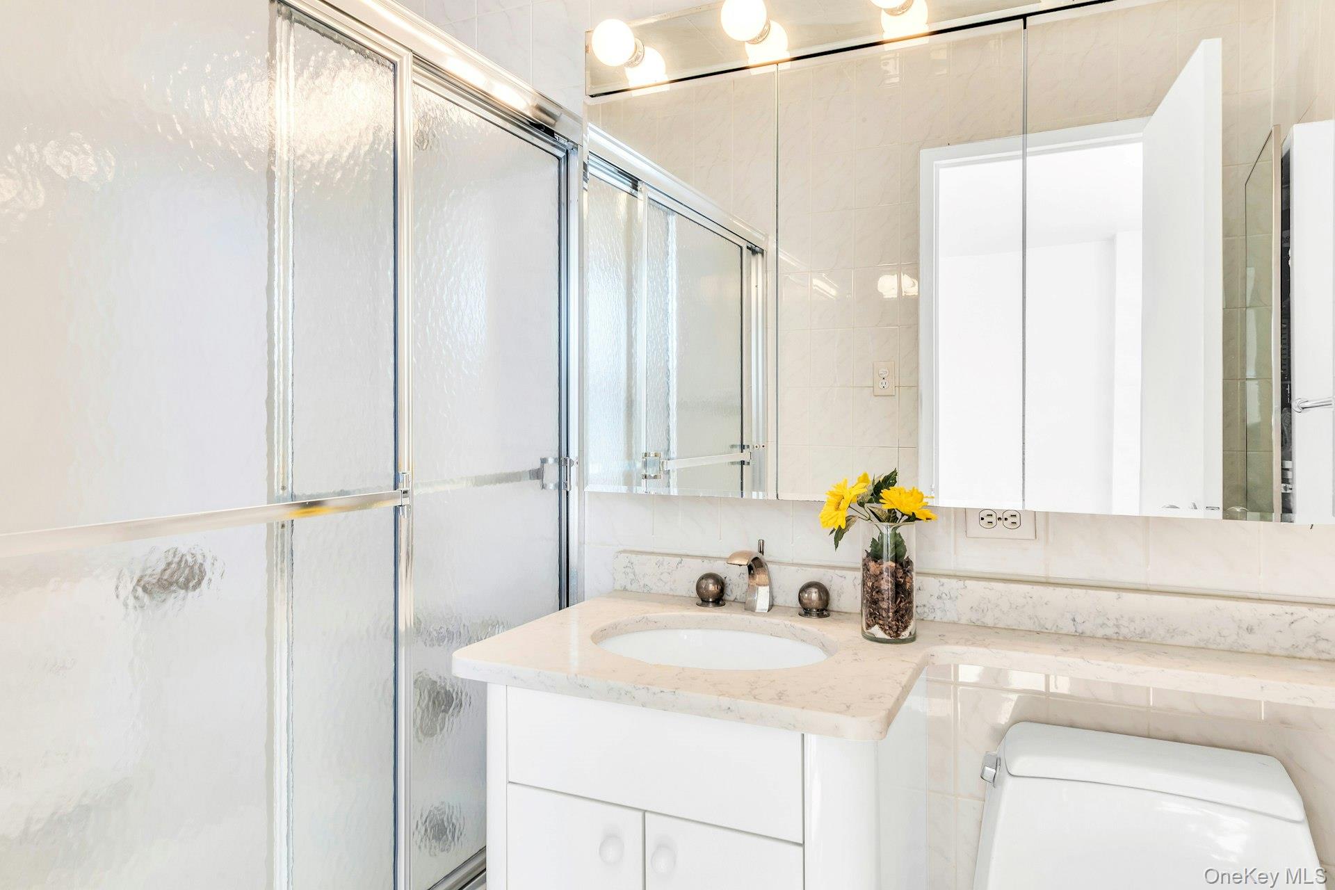 #14 photo, 110-11 Queens Boulevard, কুইন্‌স Forest Hills , NY 11375