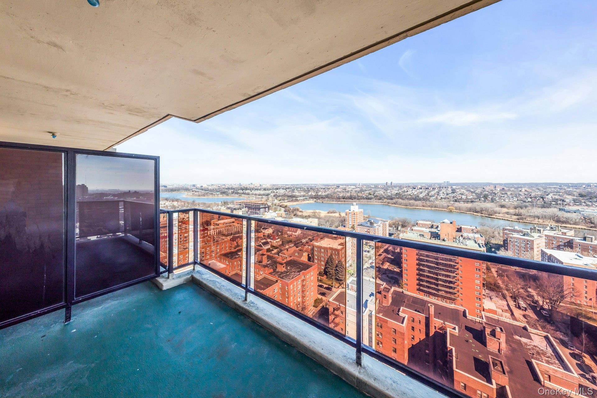 #18 photo, 110-11 Queens Boulevard, কুইন্‌স Forest Hills , NY 11375