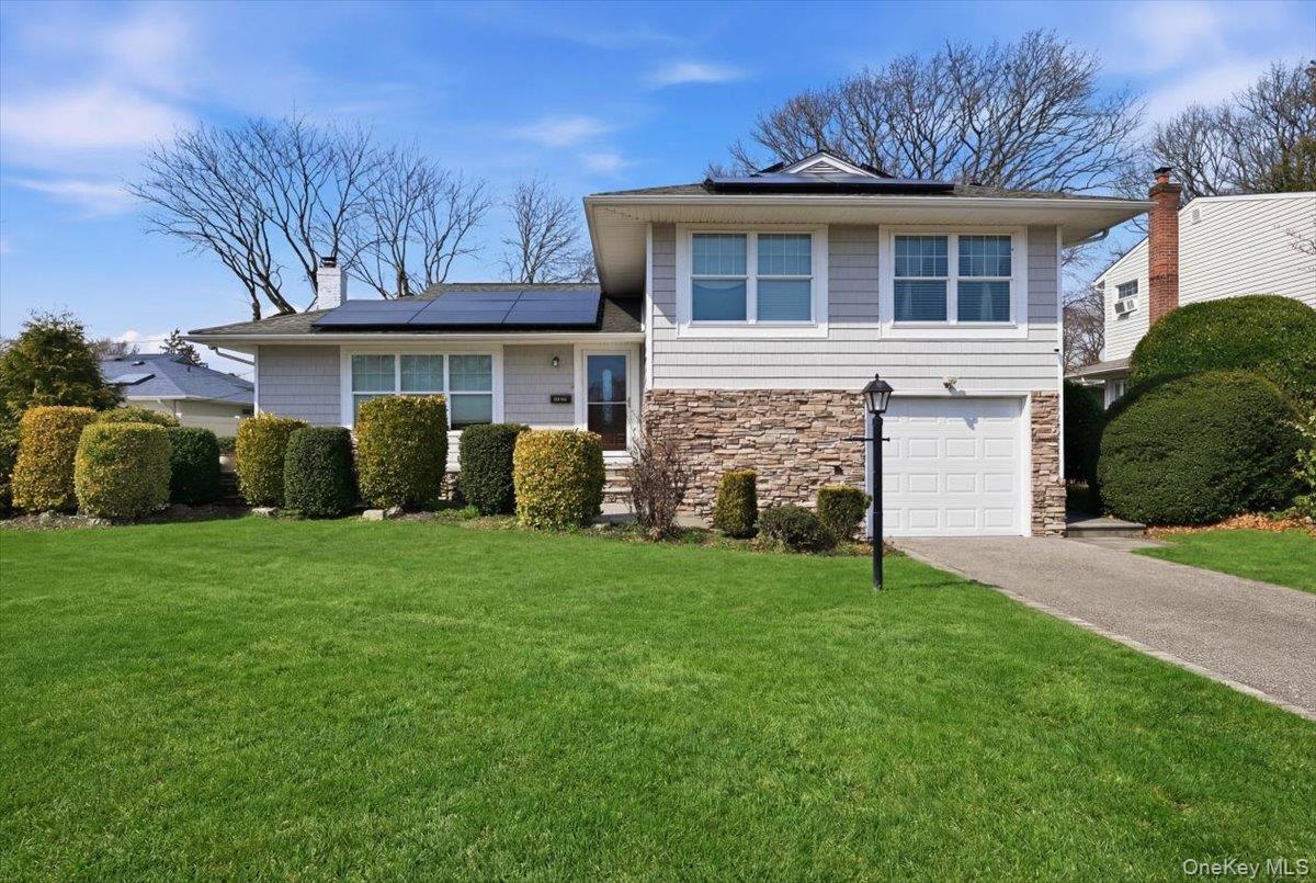 #1 photo, 1419 Eric Lane, নাসাউ কাউন্টি East Meadow , NY 11554