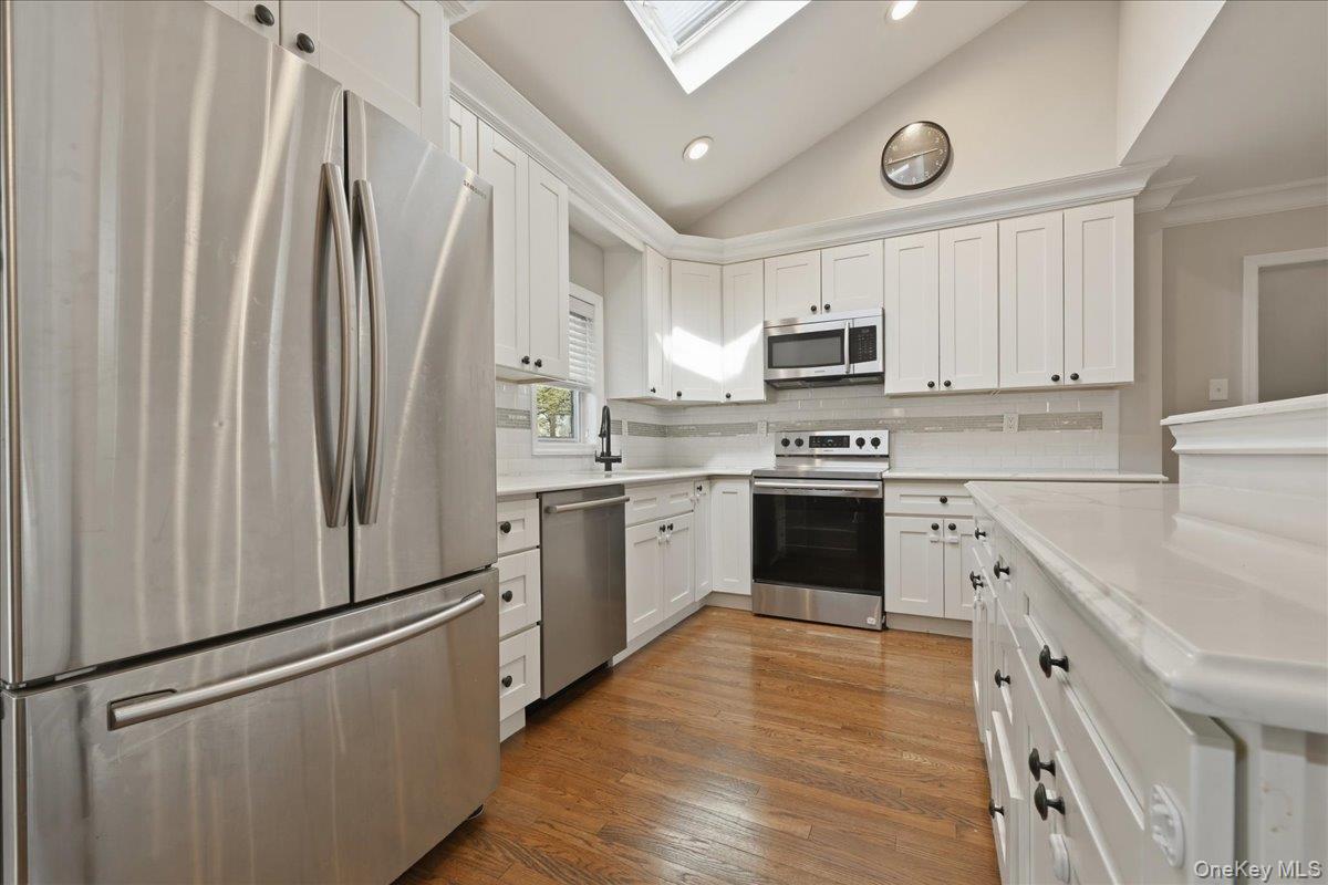 #10 photo, 1419 Eric Lane, নাসাউ কাউন্টি East Meadow , NY 11554