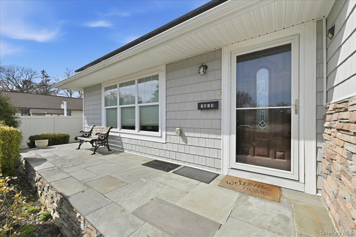 #3 photo, 1419 Eric Lane, নাসাউ কাউন্টি East Meadow , NY 11554