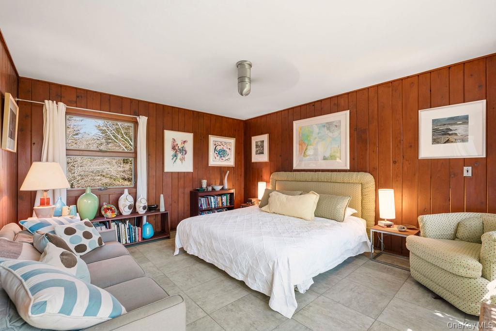 #13 photo, 27 Atterbury Road, Southampton , NY 11968