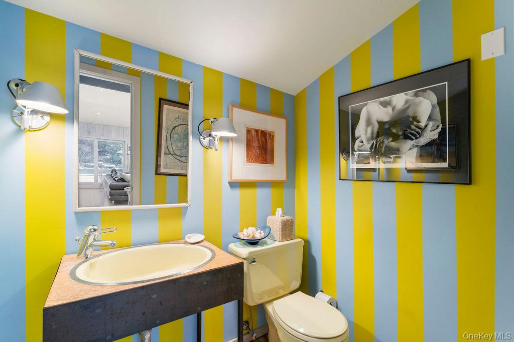 #6 photo, 27 Atterbury Road, Southampton , NY 11968