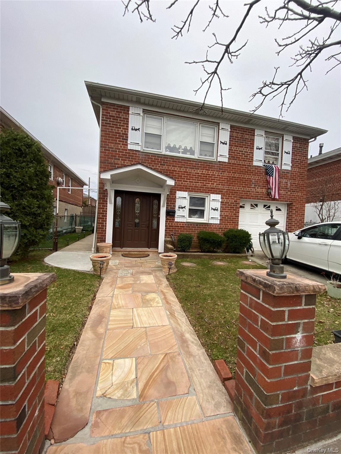 #1 photo, 196-52 45th Drive, কুইন্‌স Flushing , NY 11358