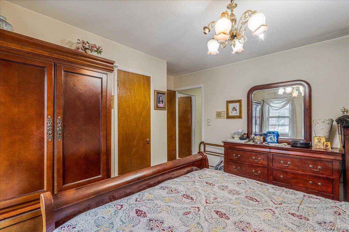 #11 photo, 196-52 45th Drive, 法拉盛 Flushing , NY 11358