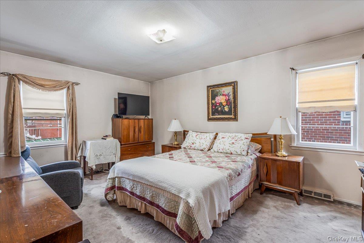 #7 photo, 196-52 45th Drive, 法拉盛 Flushing , NY 11358