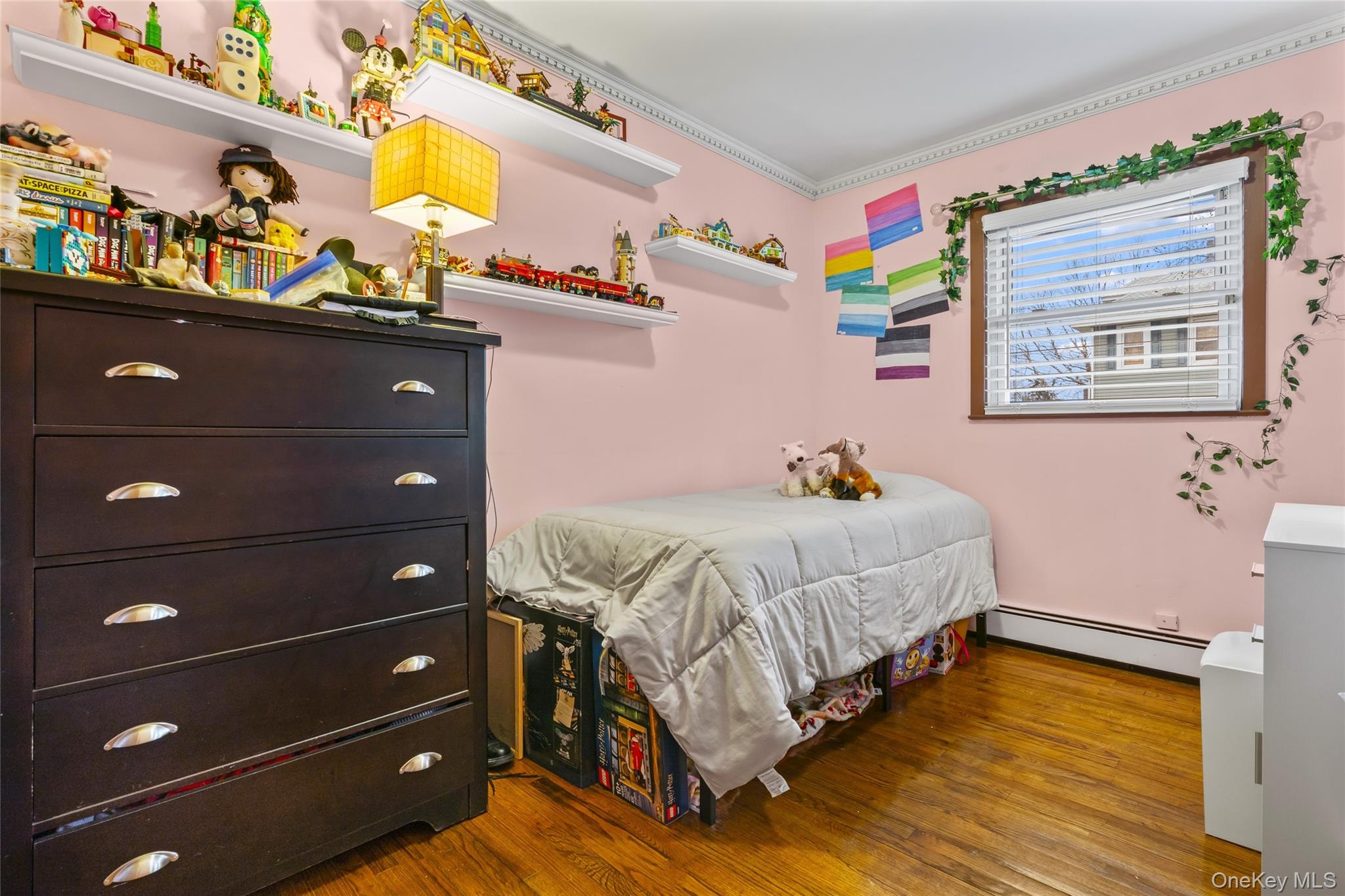 #18 photo, 2 Burnett Avenue, সাফোক কাউন্টি Bay Shore , NY 11706