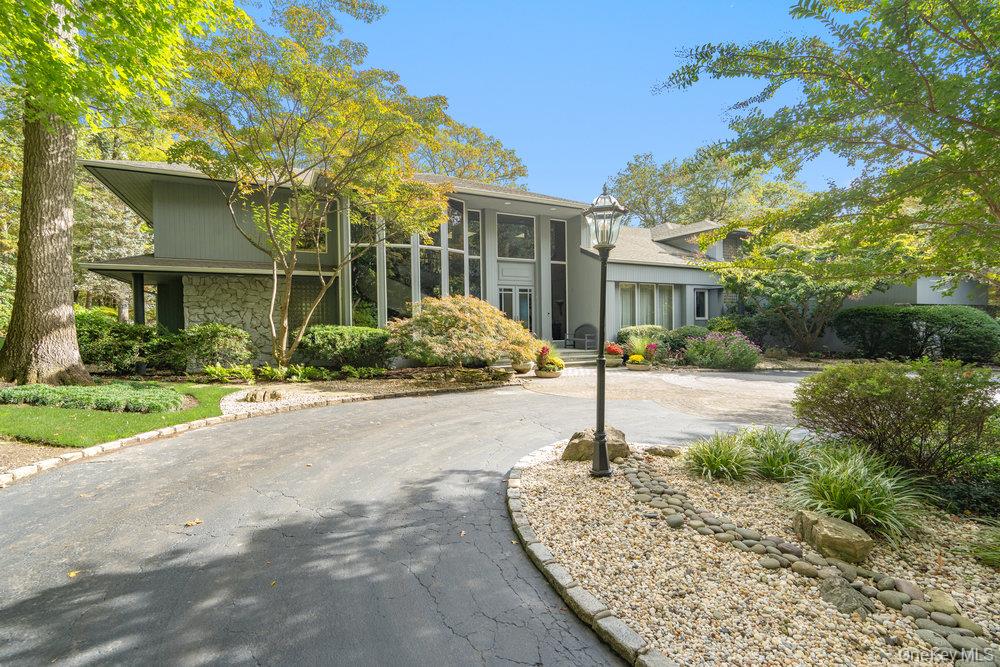 #1 photo, 8 Forest Court, নাসাউ কাউন্টি Syosset , NY 11791