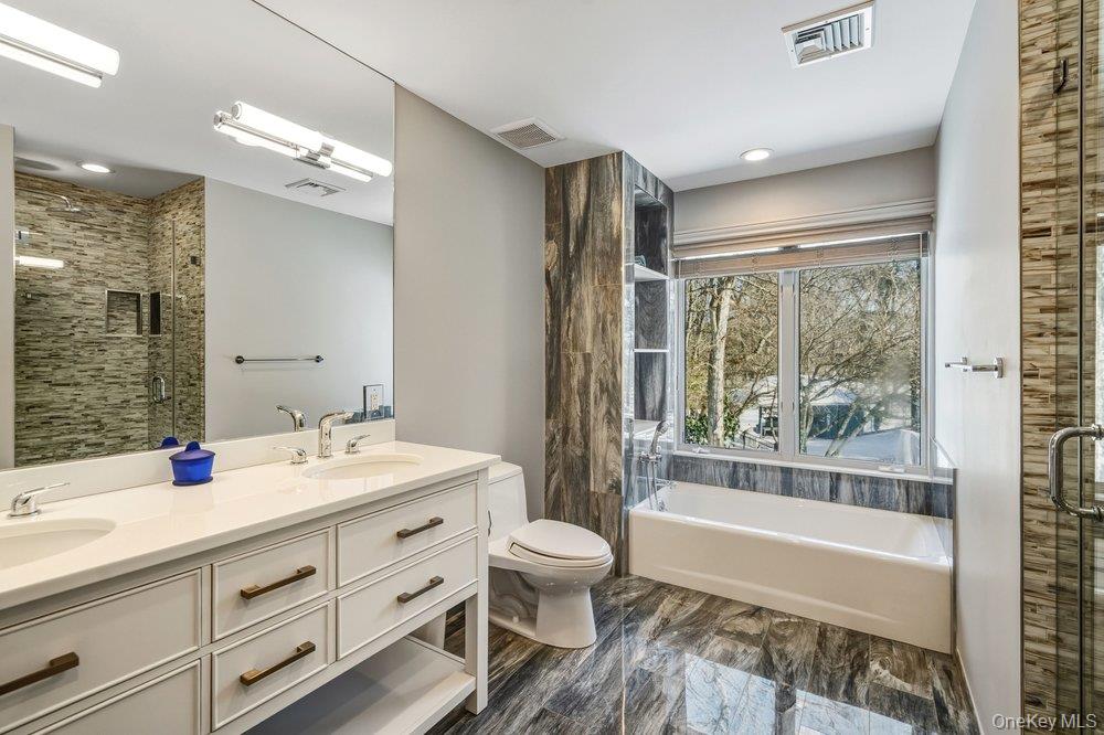 #20 photo, 8 Forest Court, নাসাউ কাউন্টি Syosset , NY 11791