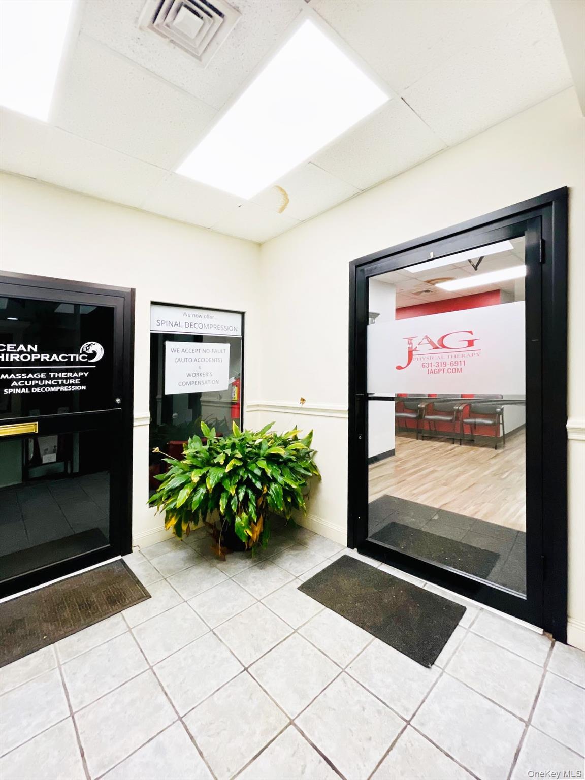 #2 photo, 3330 Veterans Memorial Highway, সাফোক কাউন্টি Bohemia , NY 11716