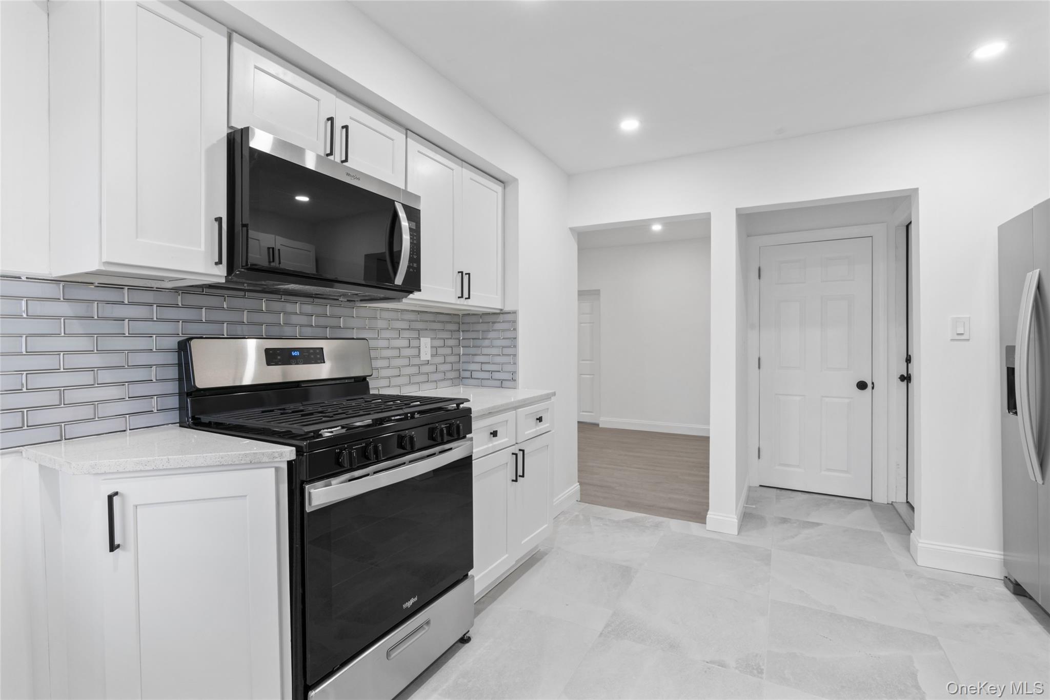 #10 photo, 254 Charles Avenue, Staten Island , NY 10302