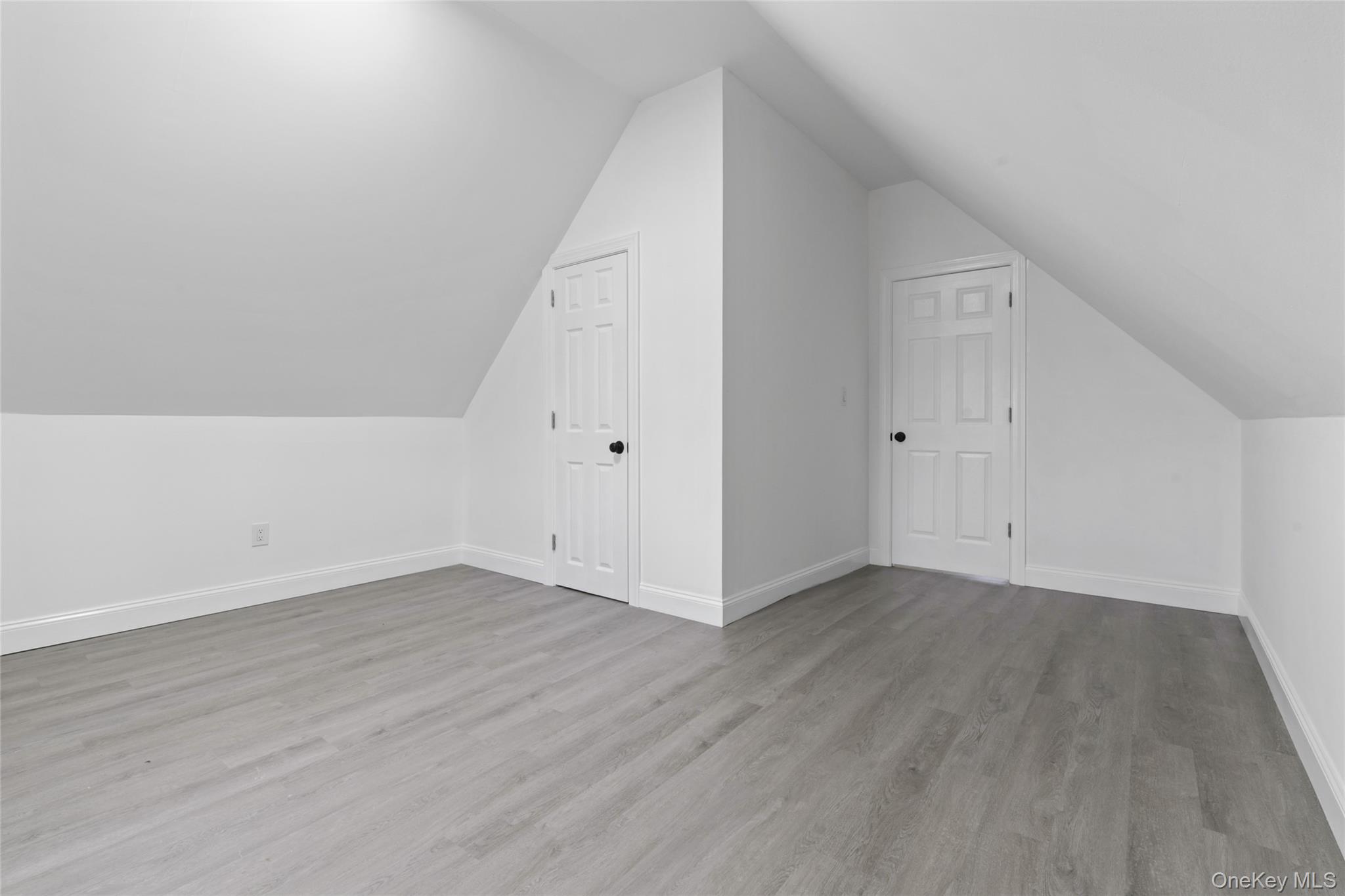 #15 photo, 254 Charles Avenue, Staten Island , NY 10302