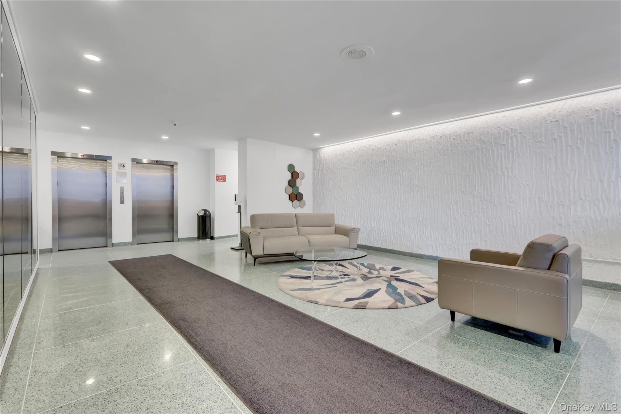 #4 photo, 54-44 Little Neck Parkway, কুইন্‌স Little Neck , NY 11362