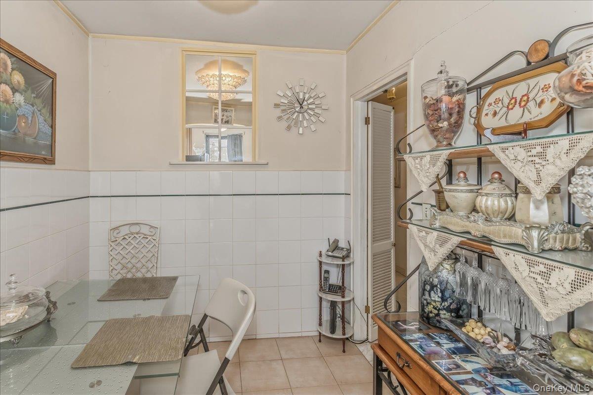 #12 photo, 21-36 77th Street, কুইন্‌স East Elmhurst , NY 11370