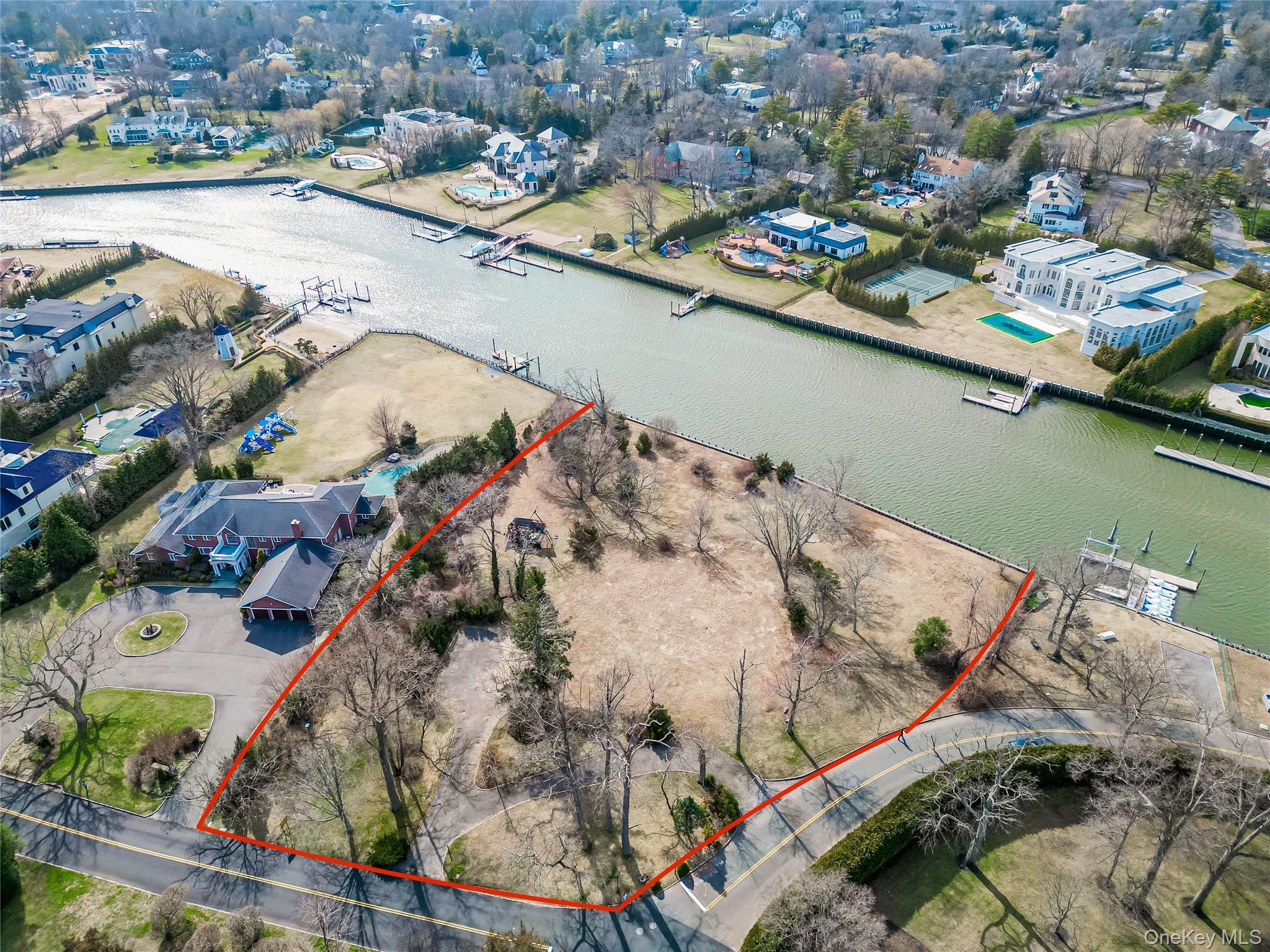 #3 photo, 1310 Seawane Drive, নাসাউ কাউন্টি Hewlett Harbor , NY 11557