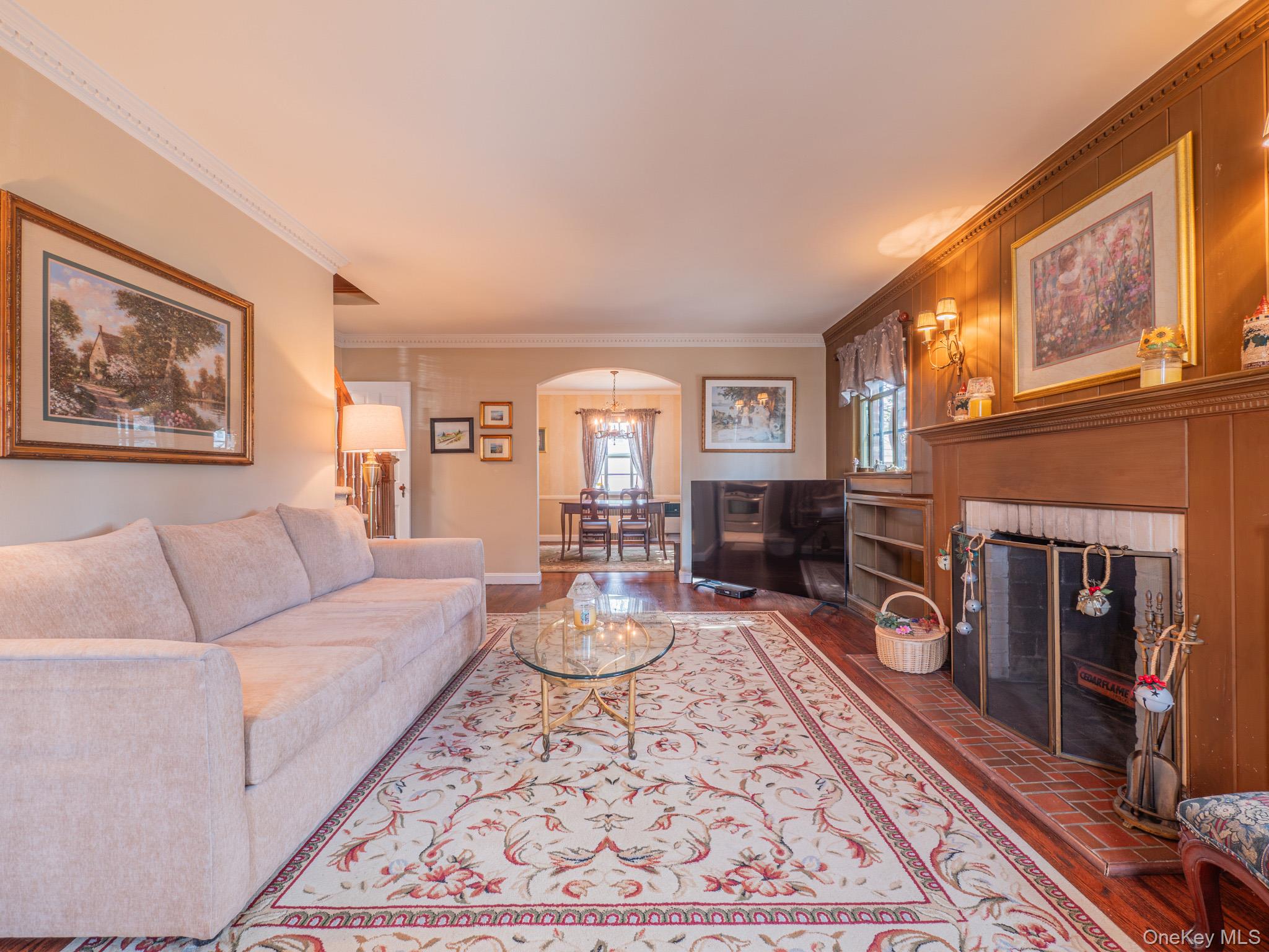 #4 photo, 7363 195th Street, फ्रेश मेडॉस Fresh Meadows , NY 11366