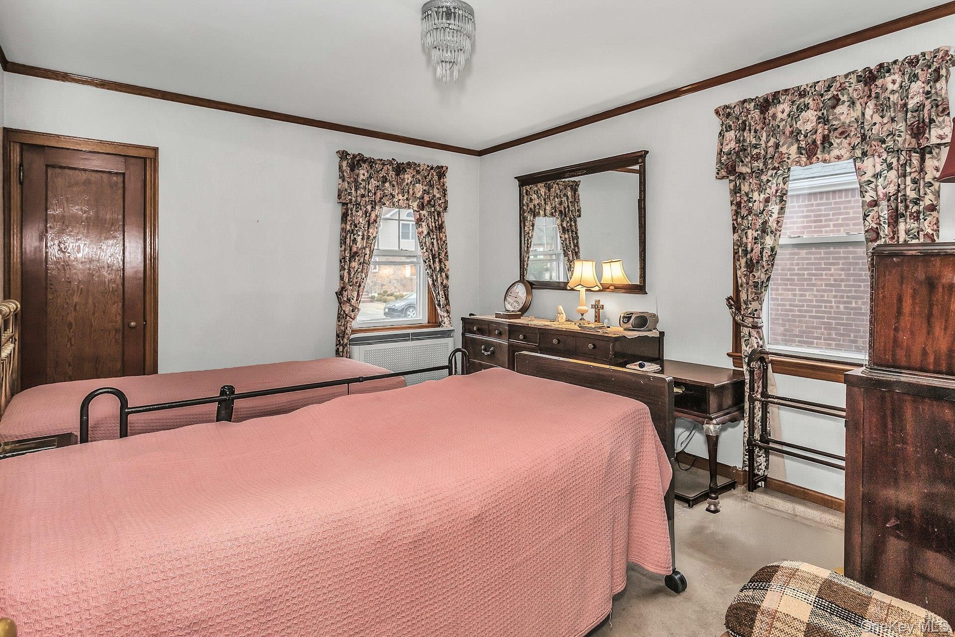 #12 photo, 8227 246th Street, কুইন্‌স Bellerose , NY 11426