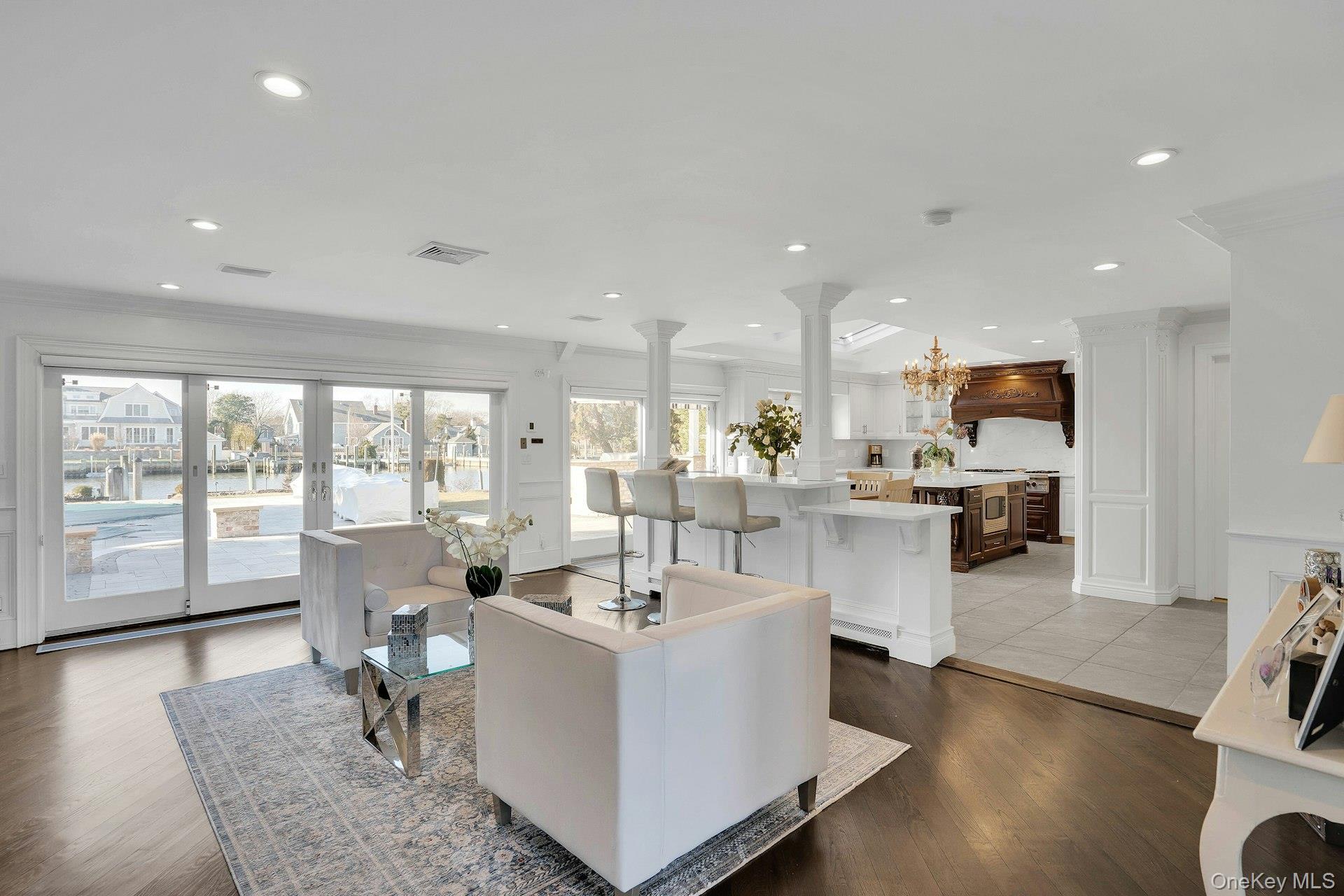 #11 photo, 10 Beech Road, 롱 아일랜드 Islip , NY 11751