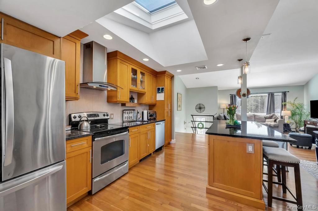 #11 photo, 3 Terrace Drive, Hauppauge , NY 11788