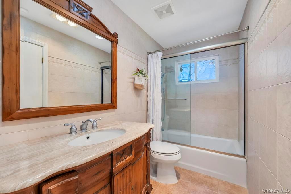 #16 photo, 3 Terrace Drive, Hauppauge , NY 11788