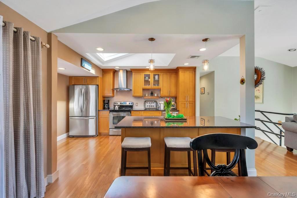 #7 photo, 3 Terrace Drive, Hauppauge , NY 11788