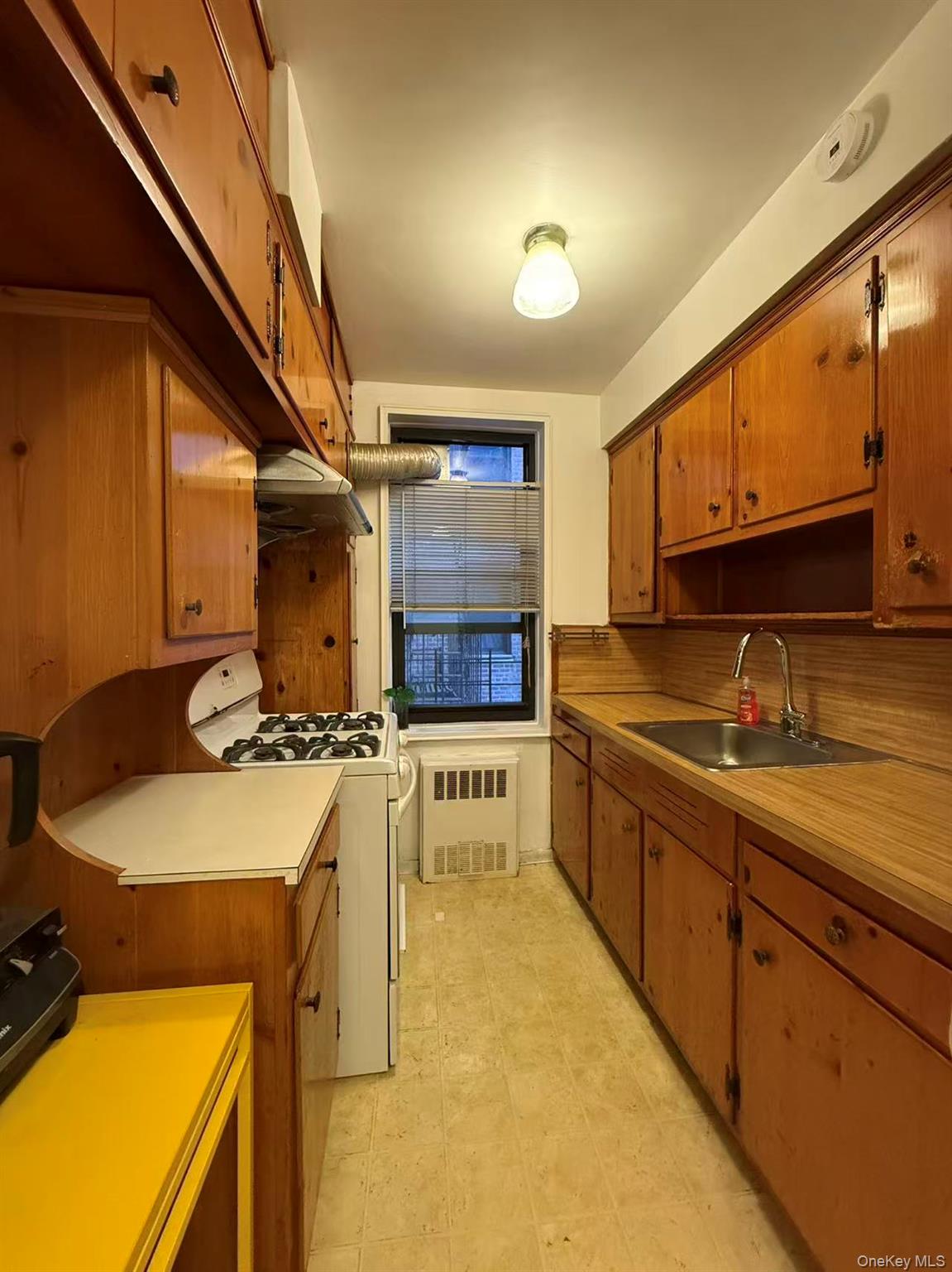 #10 photo, 38-15 149 Street, كوينز Flushing , NY 11354