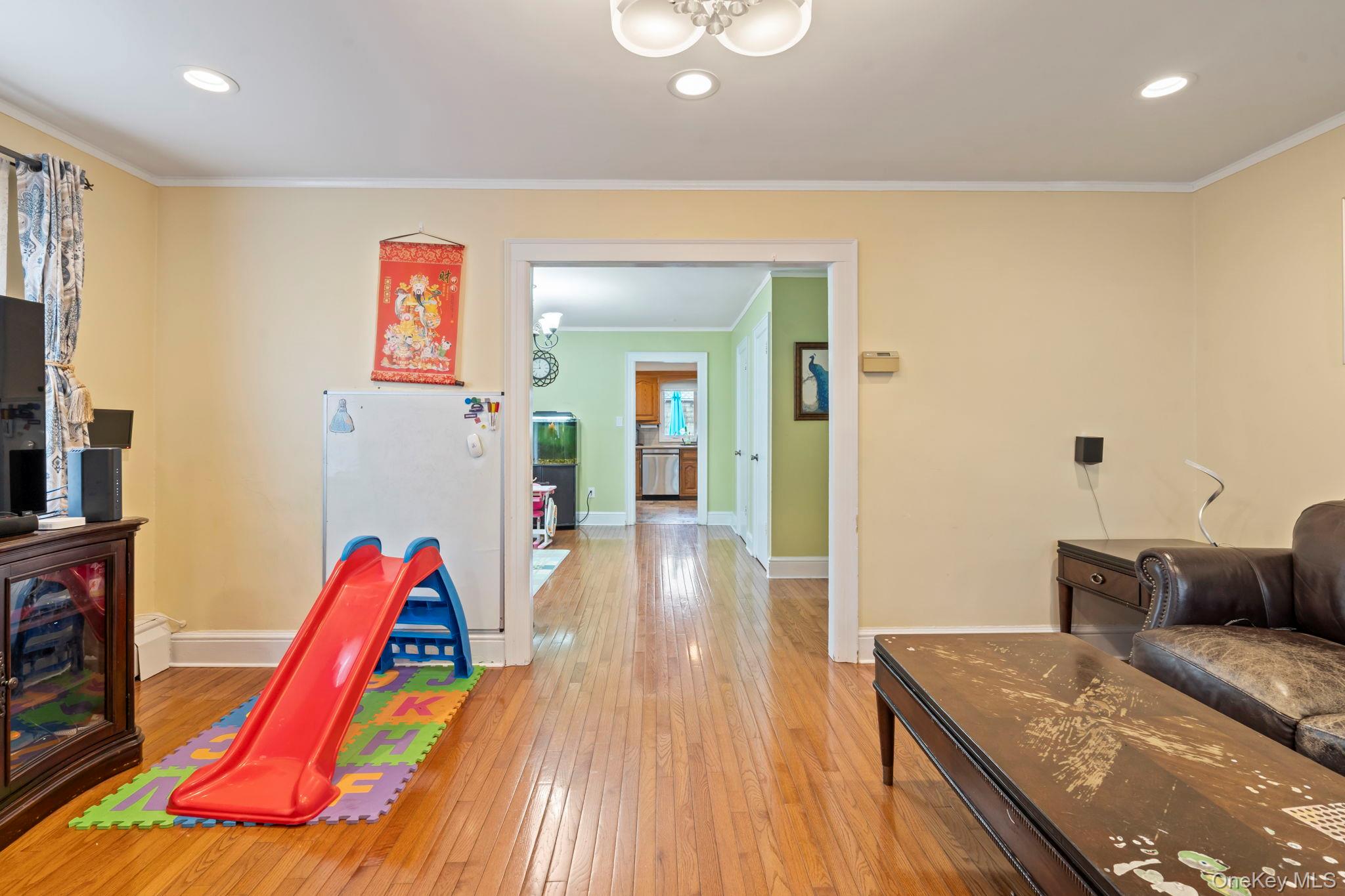 #8 photo, 14-28 156th Street, কুইন্‌স Whitestone , NY 11357