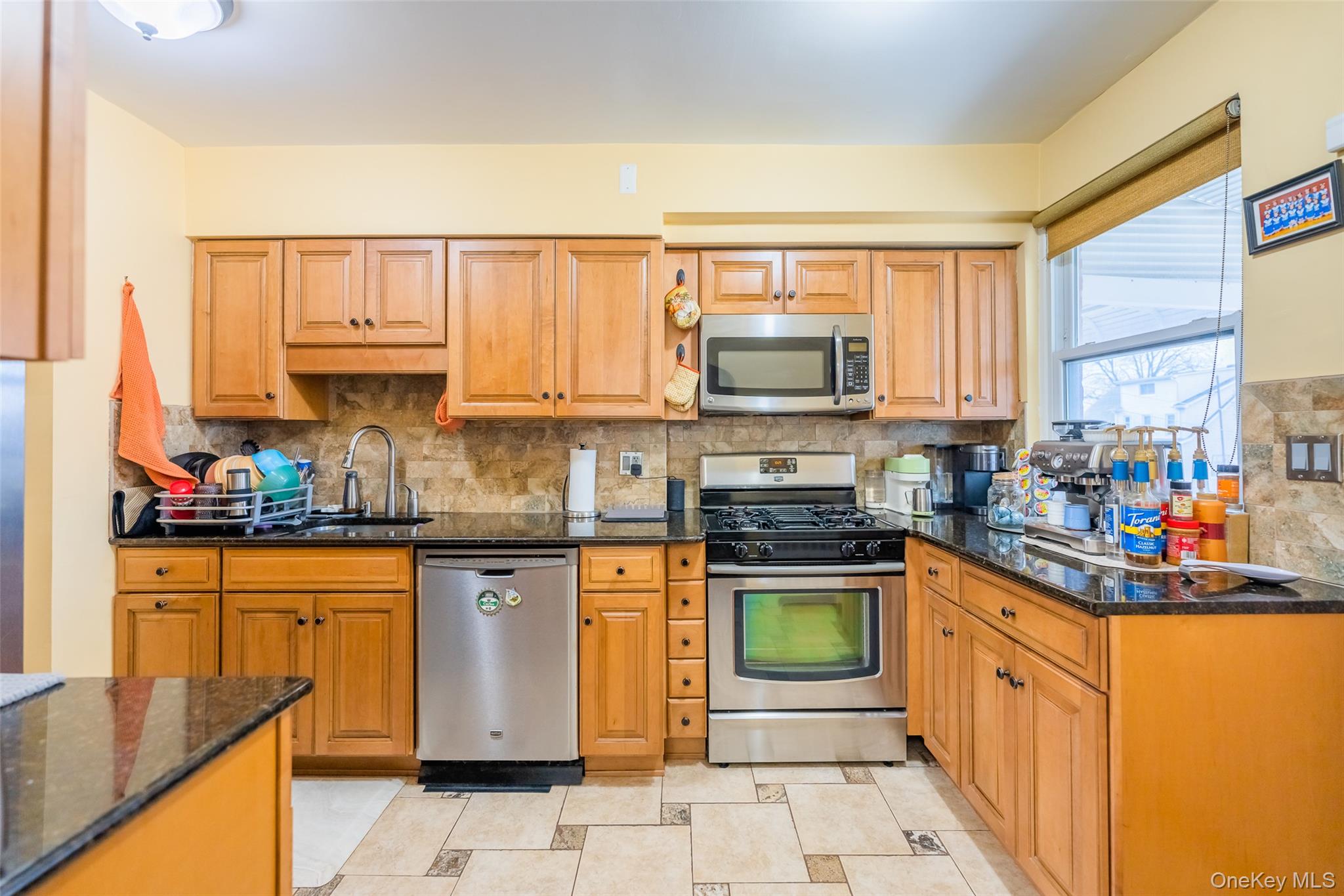 #4 photo, 3214 Rawlins Avenue, ব্রঙ্কস Bronx , NY 10465